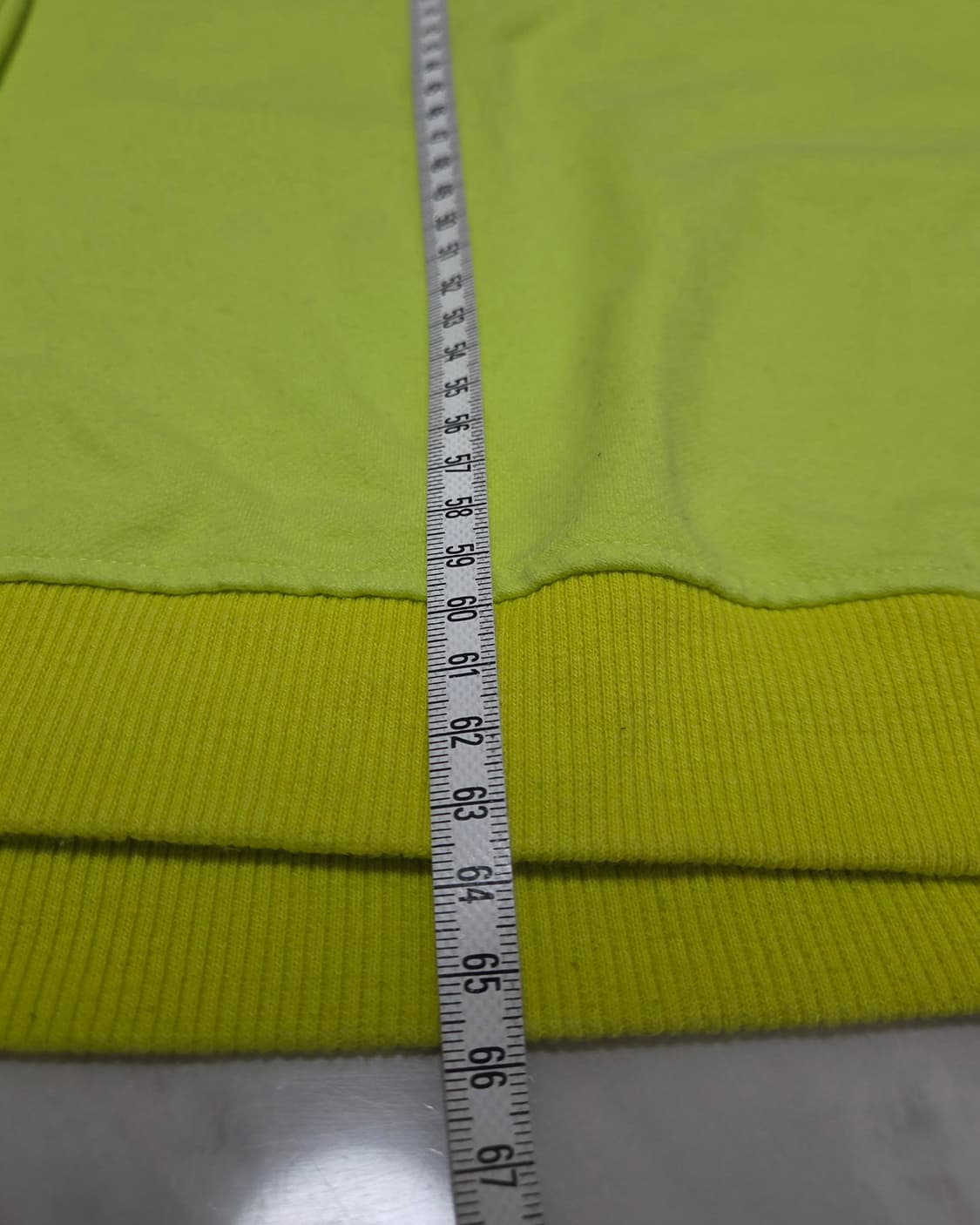 스톤아일랜드 포켓 패치 맨투맨 상품이미지4