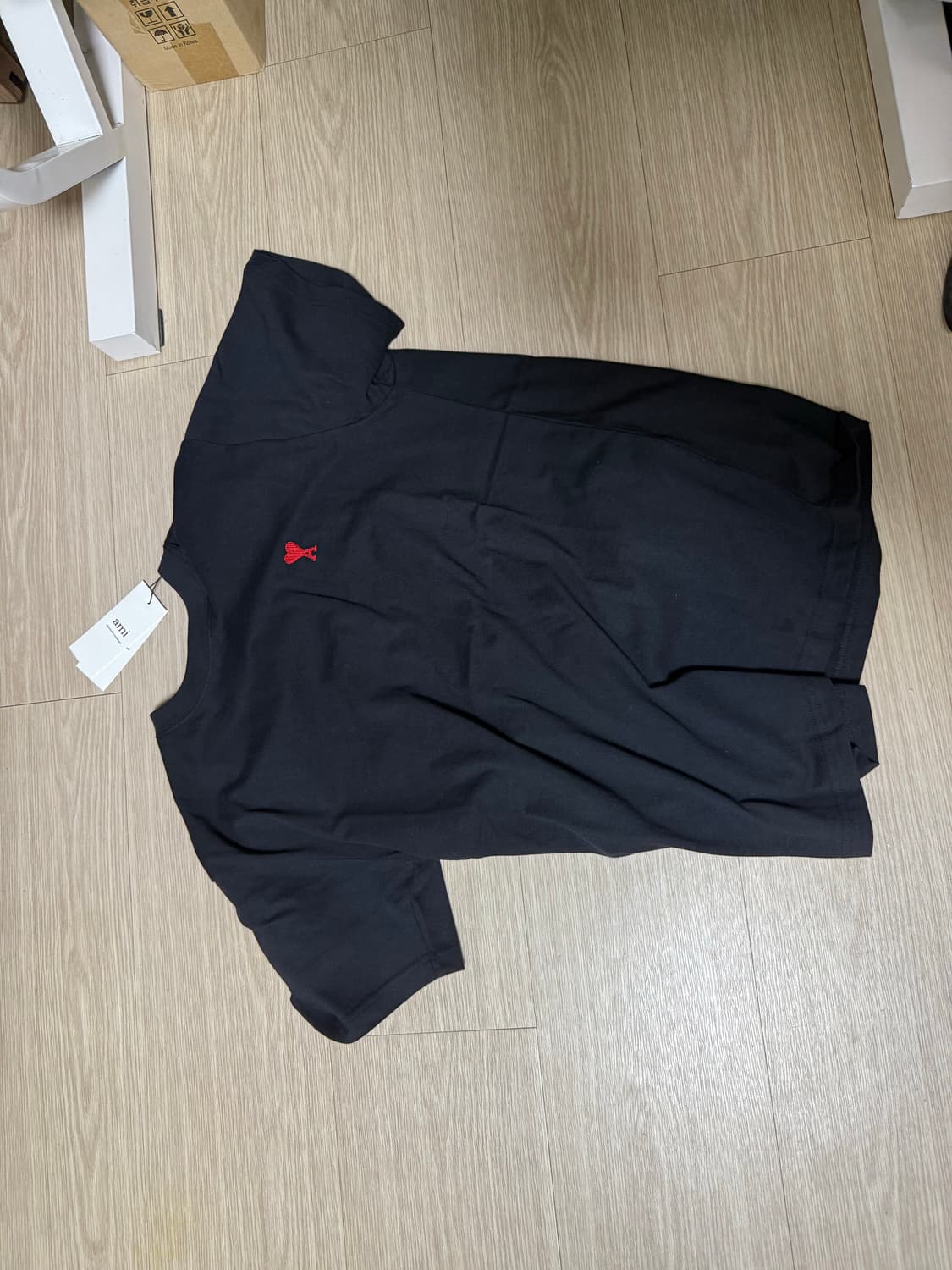 아미 반팔 m사이즈 이슈로 바로 판매합니다 ㅠㅠ 상품이미지1