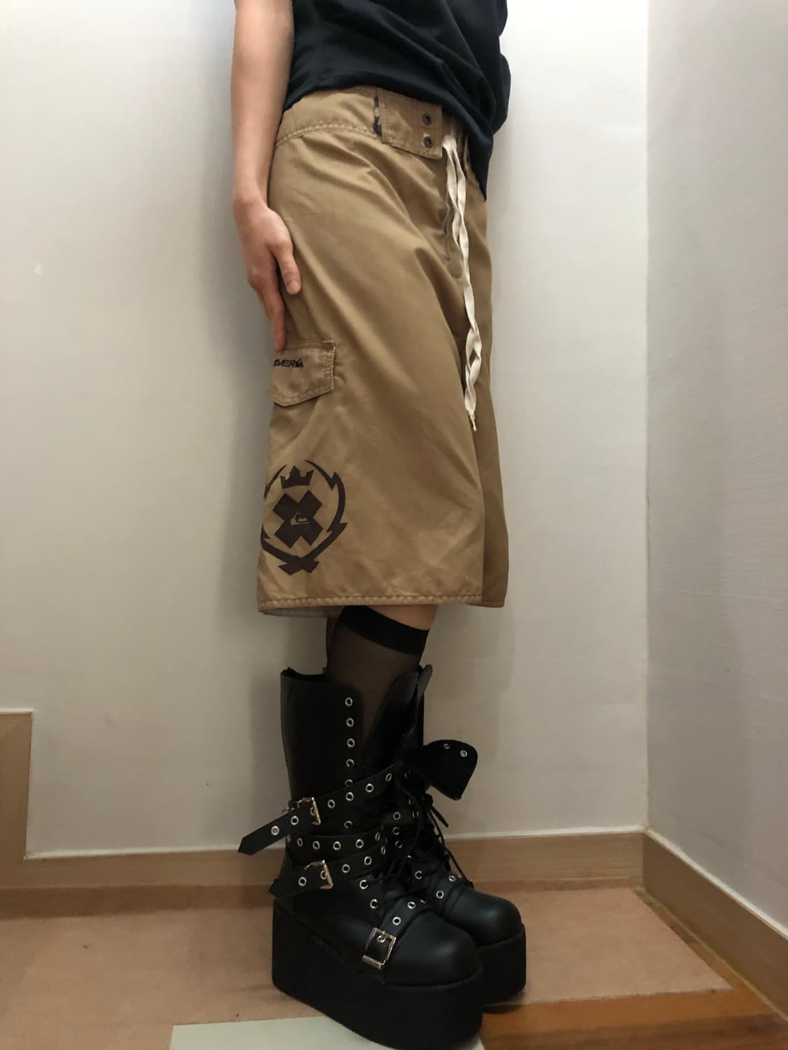 빈티지 베이지 펑크 버뮤다 팬츠 상품이미지1
