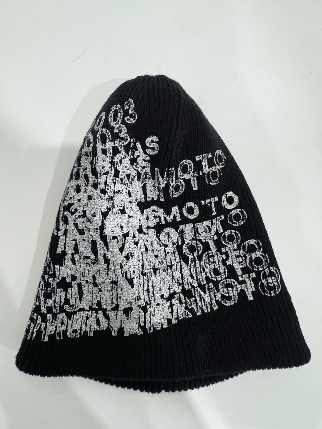 Y-3 그래픽 비니 (극미중고) 상품이미지3