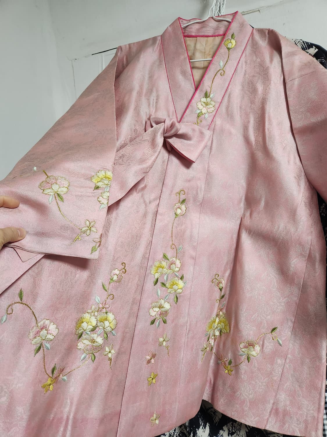분홍색 꽃 자수 여자 한복 두루마기 F(66~77) 상품이미지5