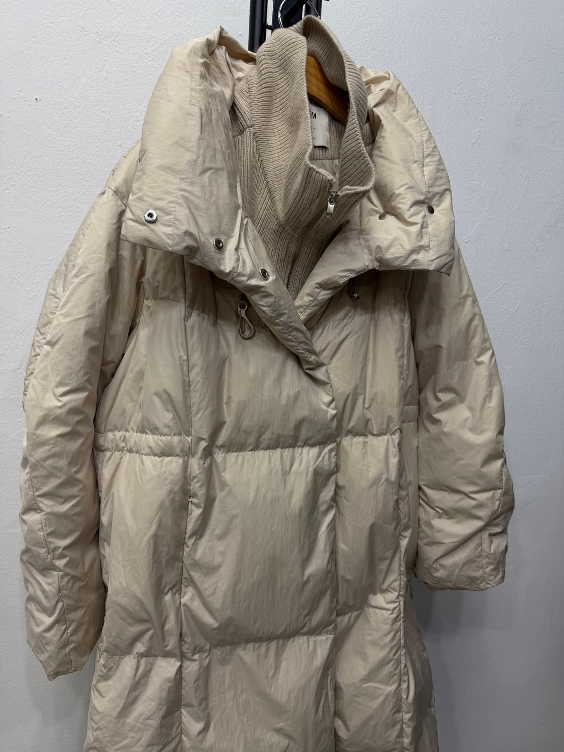 정품) SYSTEM 시스템 한섬 23ss 이중잠금 구스패딩 82 상품이미지2