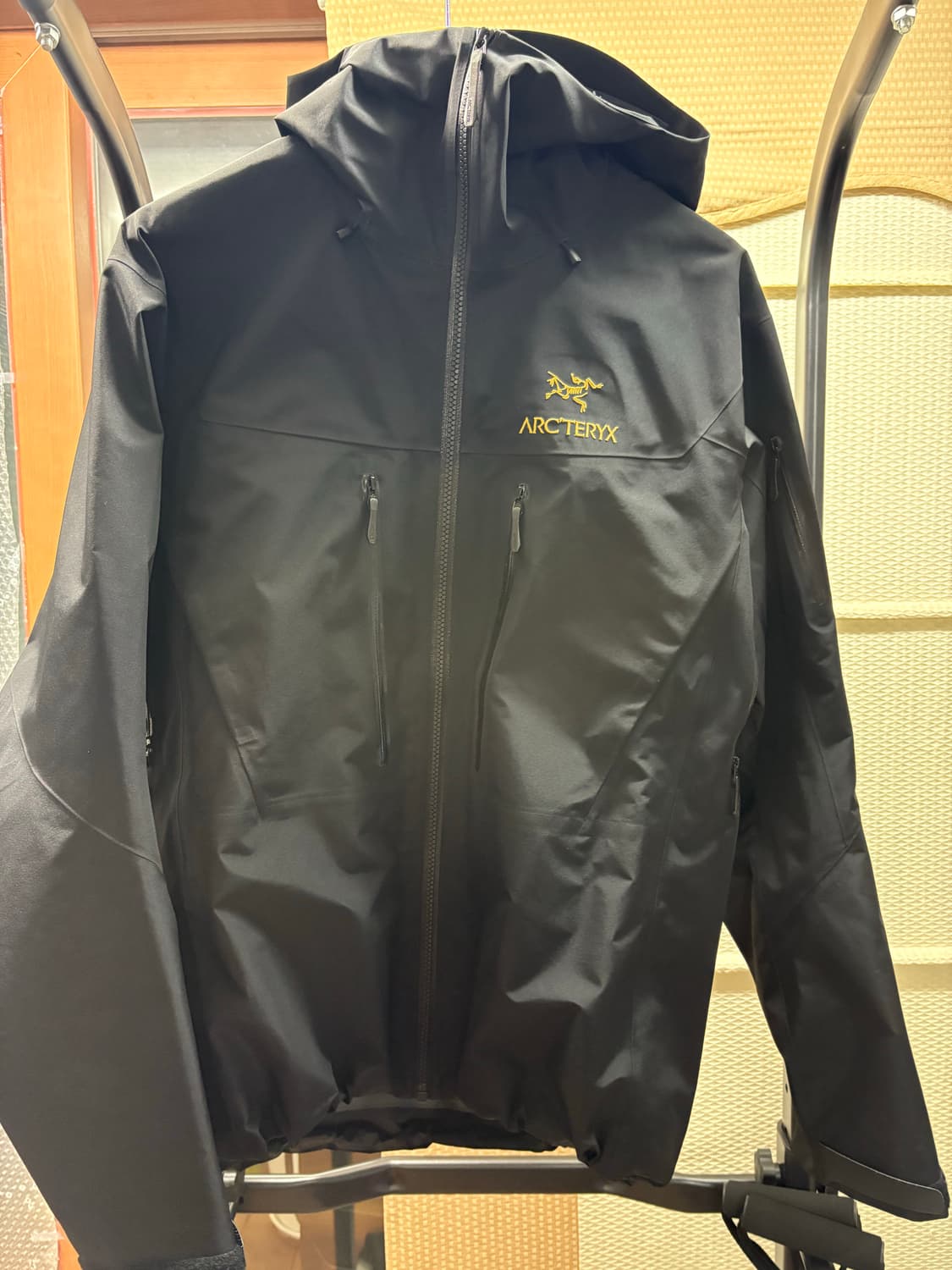 아크테릭스 알파 sv 24k 새상품 상품이미지1