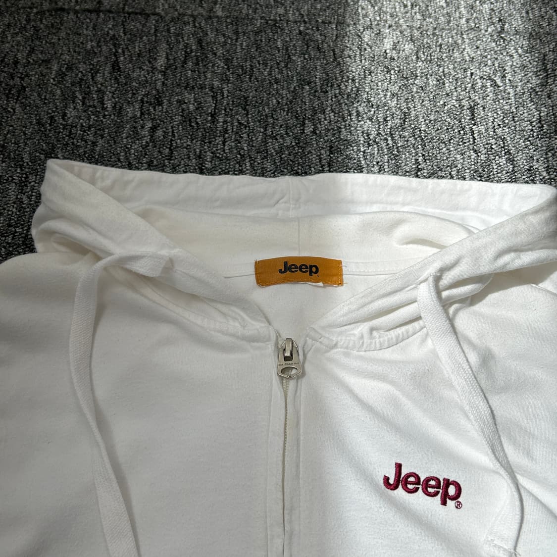 Jeep 화이트 로고 후드집업 상품이미지3