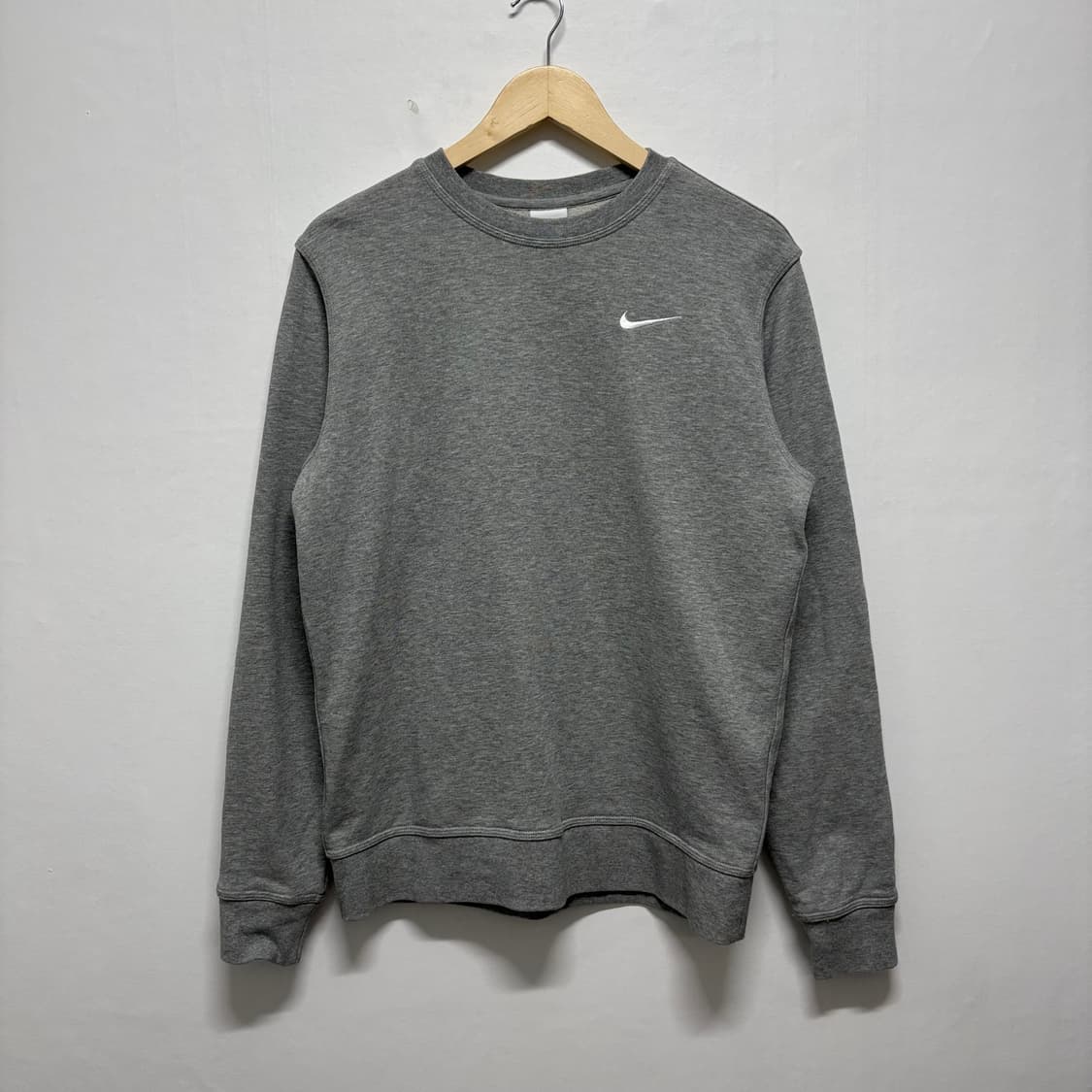 나이키 스우시 맨투맨 상품이미지1