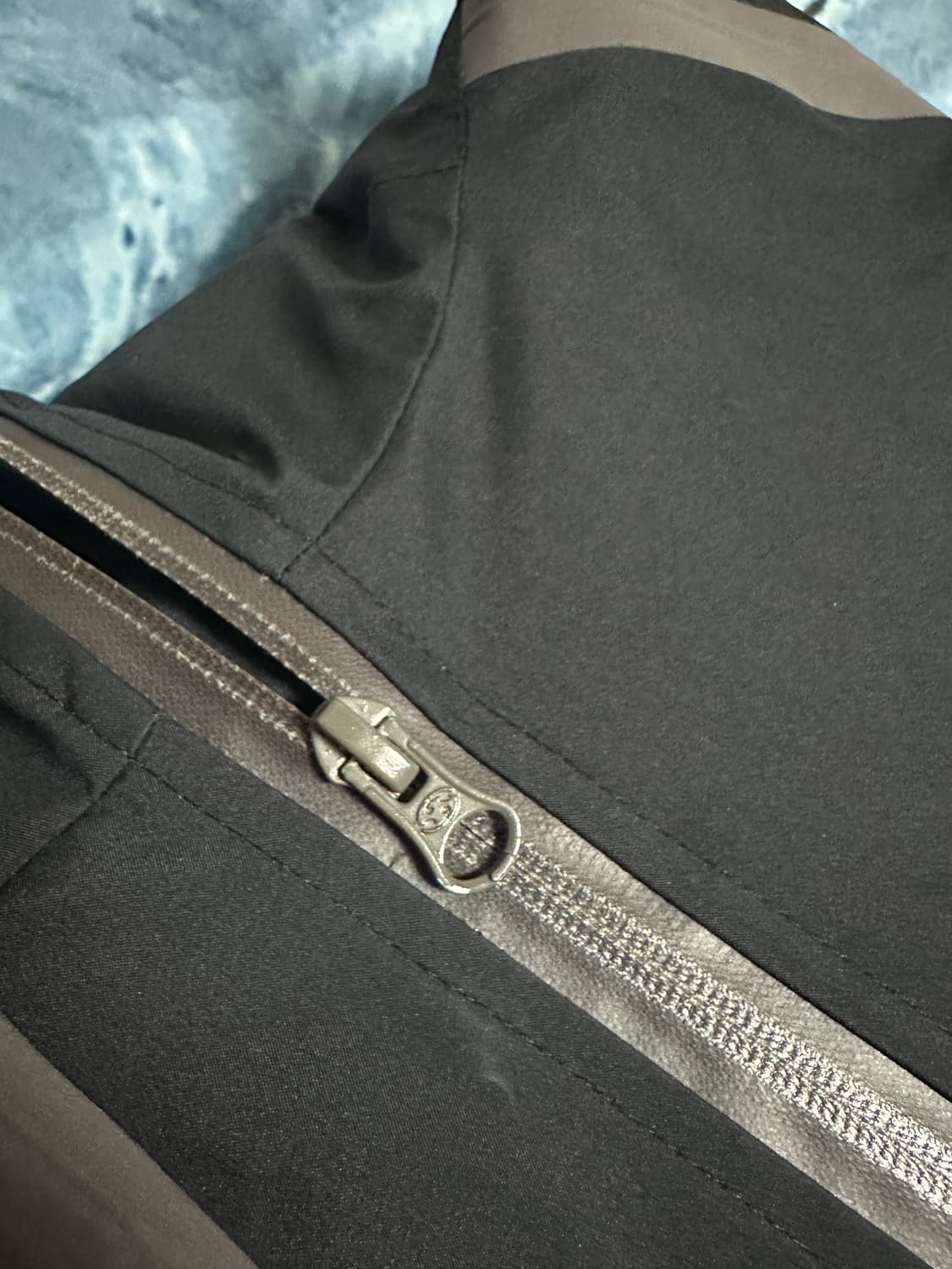 22ss 산산기어 윈드블록 상품이미지8