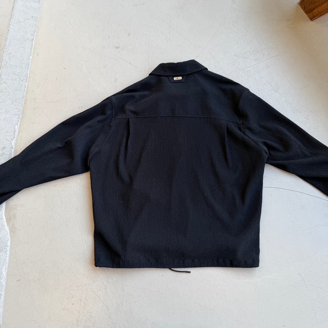 솔리드 옴므 플리츠 셔츠 자켓 상품이미지6