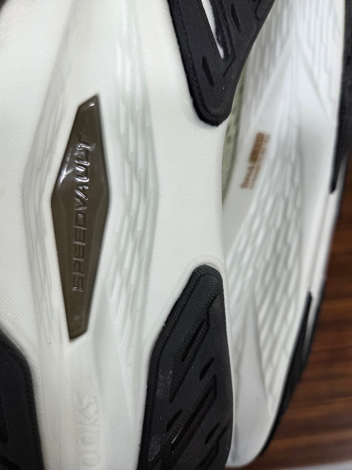 브룩스 하이페리온 맥스 러닝화 280 상품이미지8