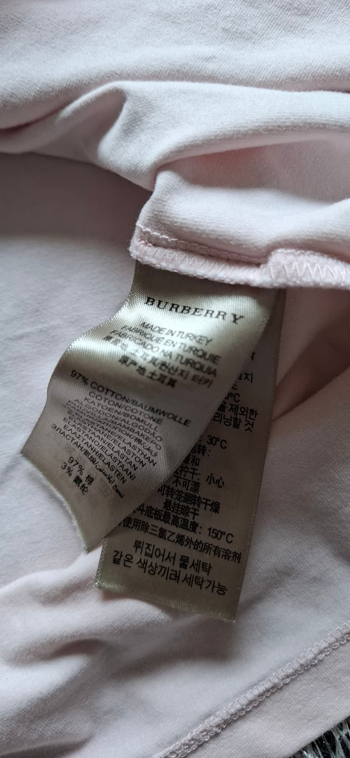 버버리 핑크 반팔 티셔츠 상품이미지4