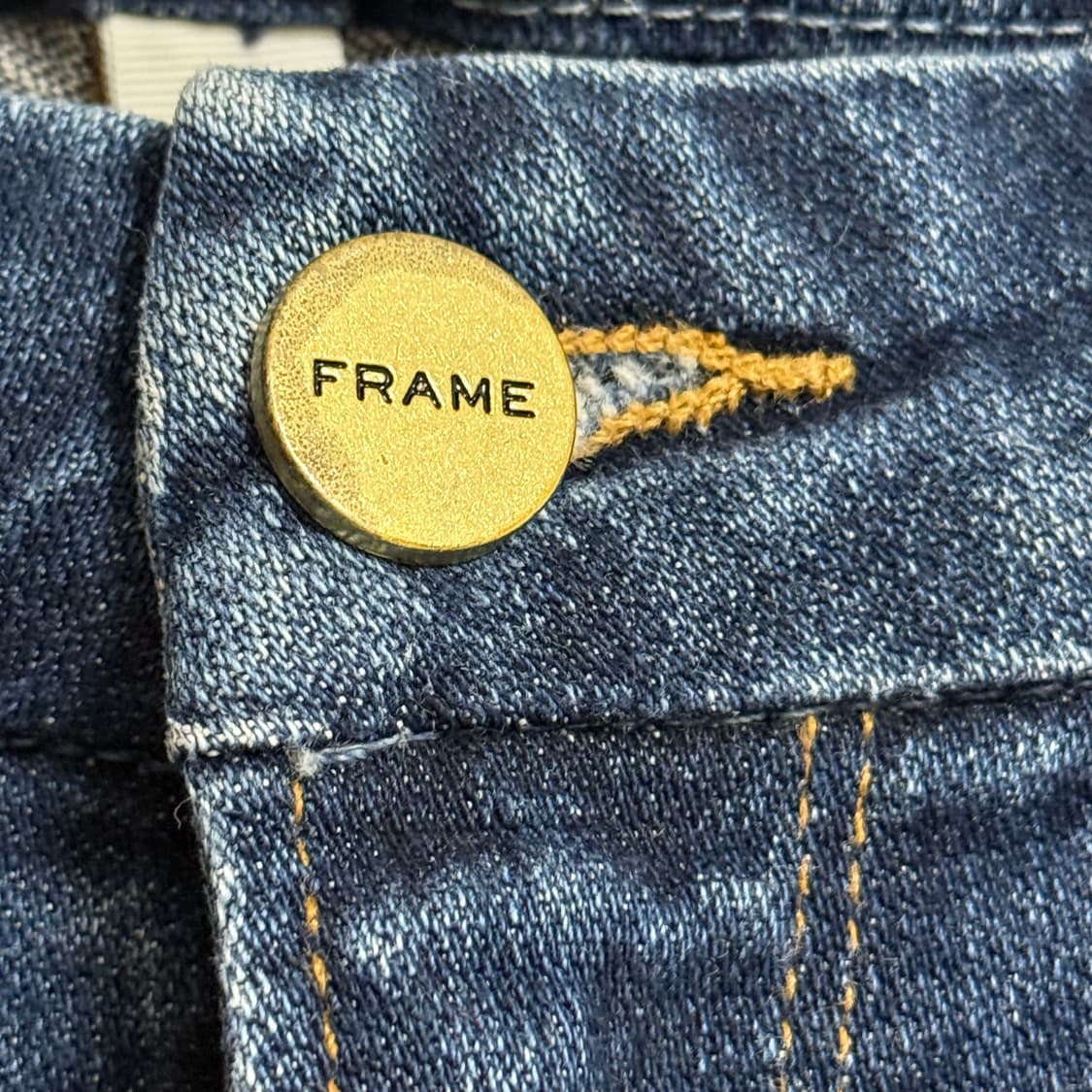 꼬르소꼬모 프레임 세미부츠컷 일자핏 상품이미지3