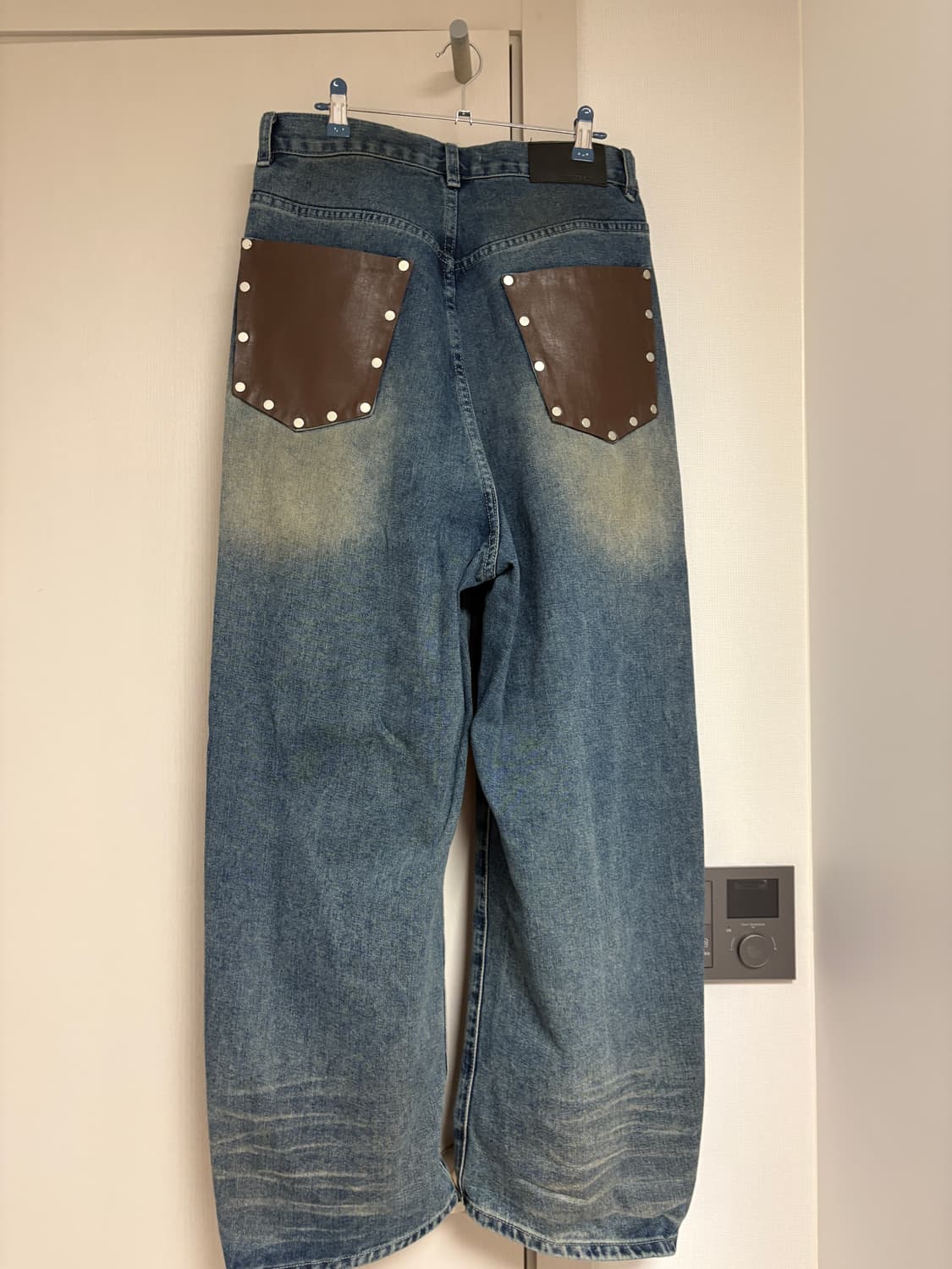 Back leather Denim 커브드 데님팬츠 상품이미지2