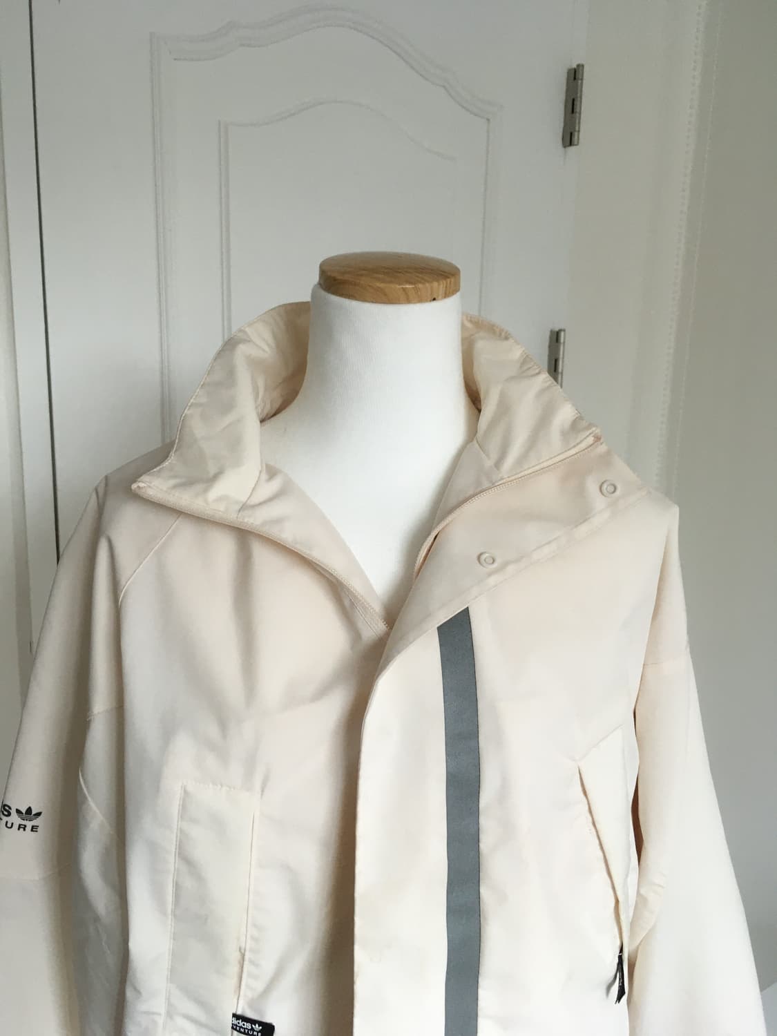 아디다스 어드벤처 크롭 자켓 아이보리 상품이미지2