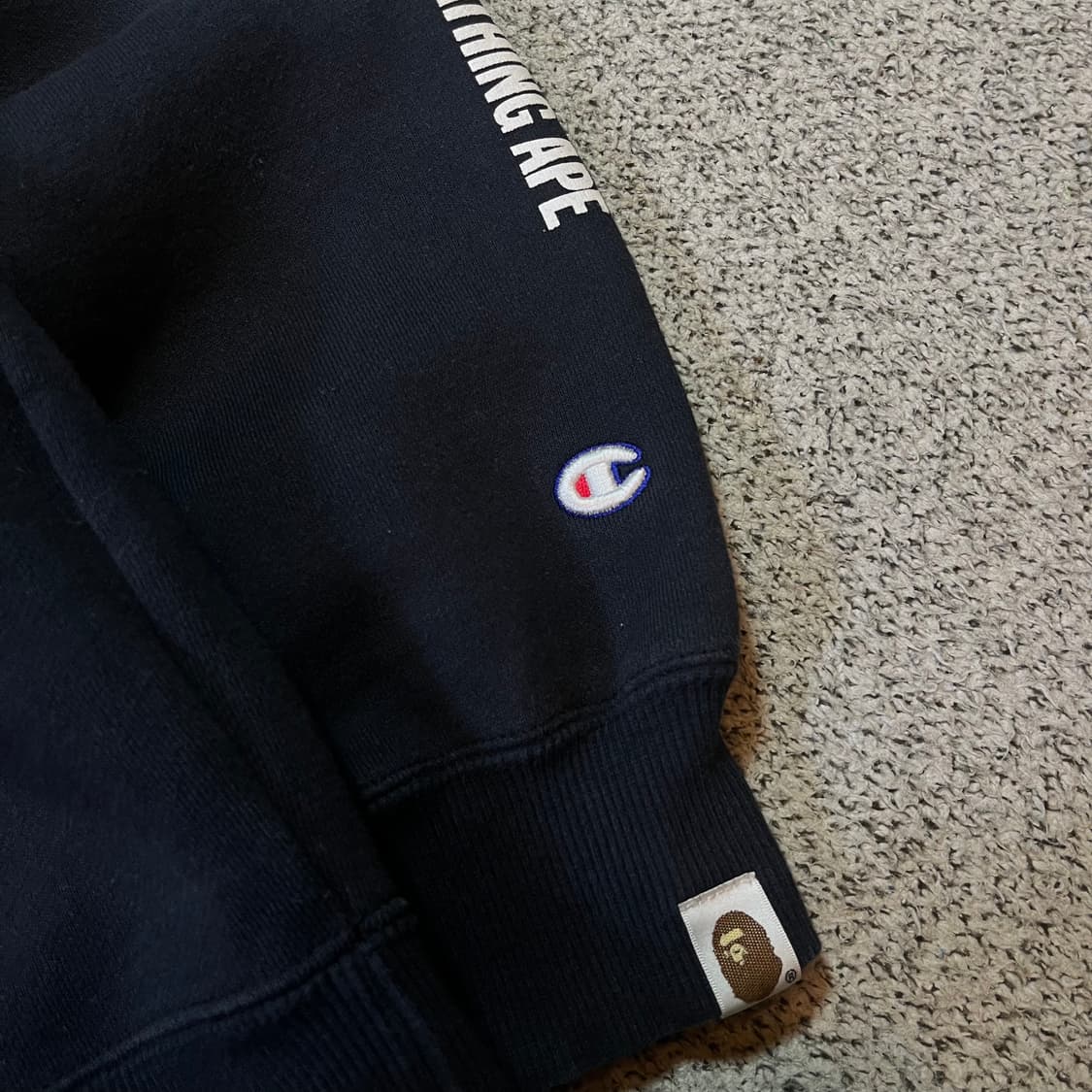 베이프 x 챔피온 빅로고 후드티 상품이미지4