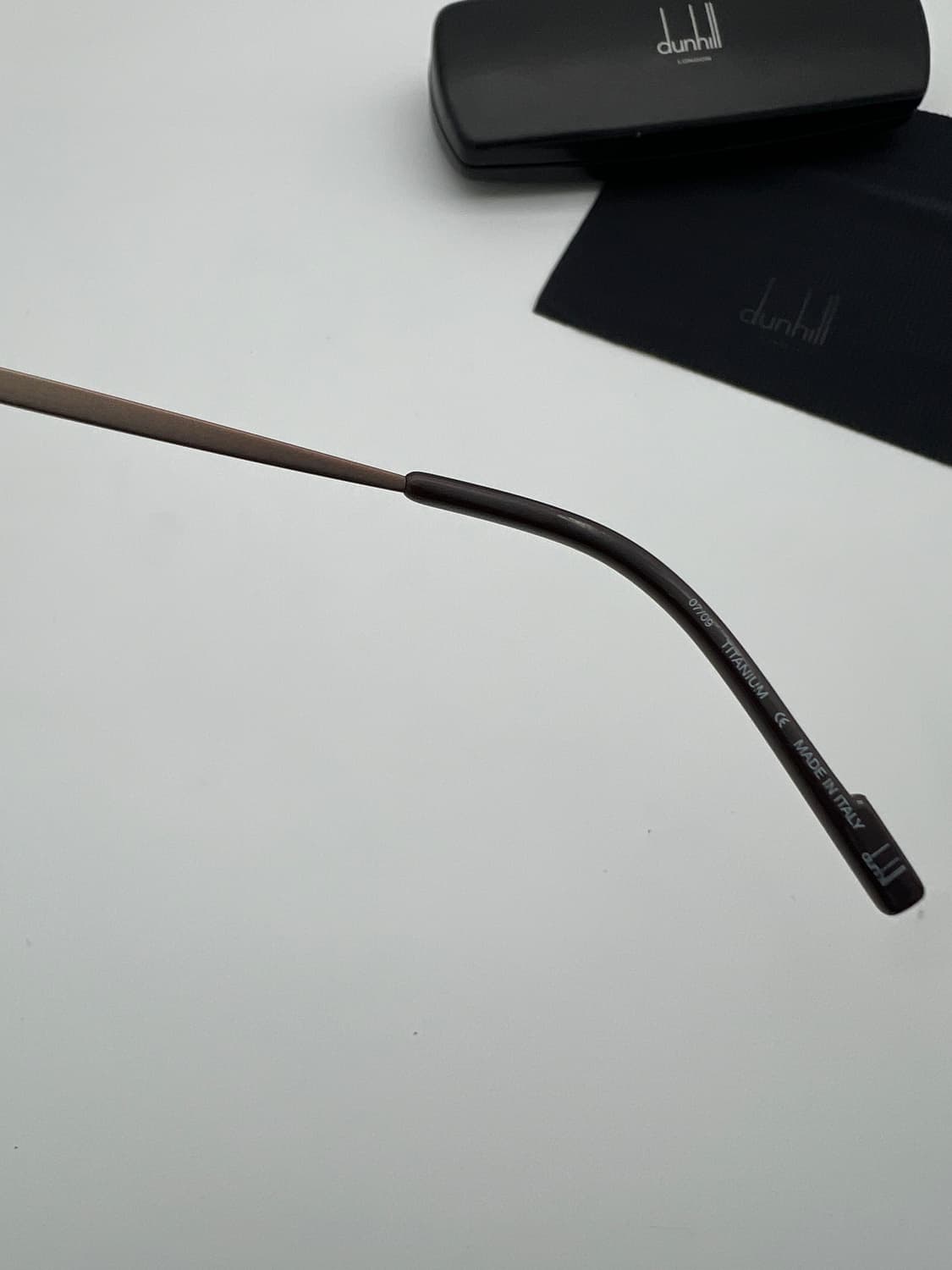 던힐 dunhill 직사각 메탈테 안경 DU06404 상품이미지8