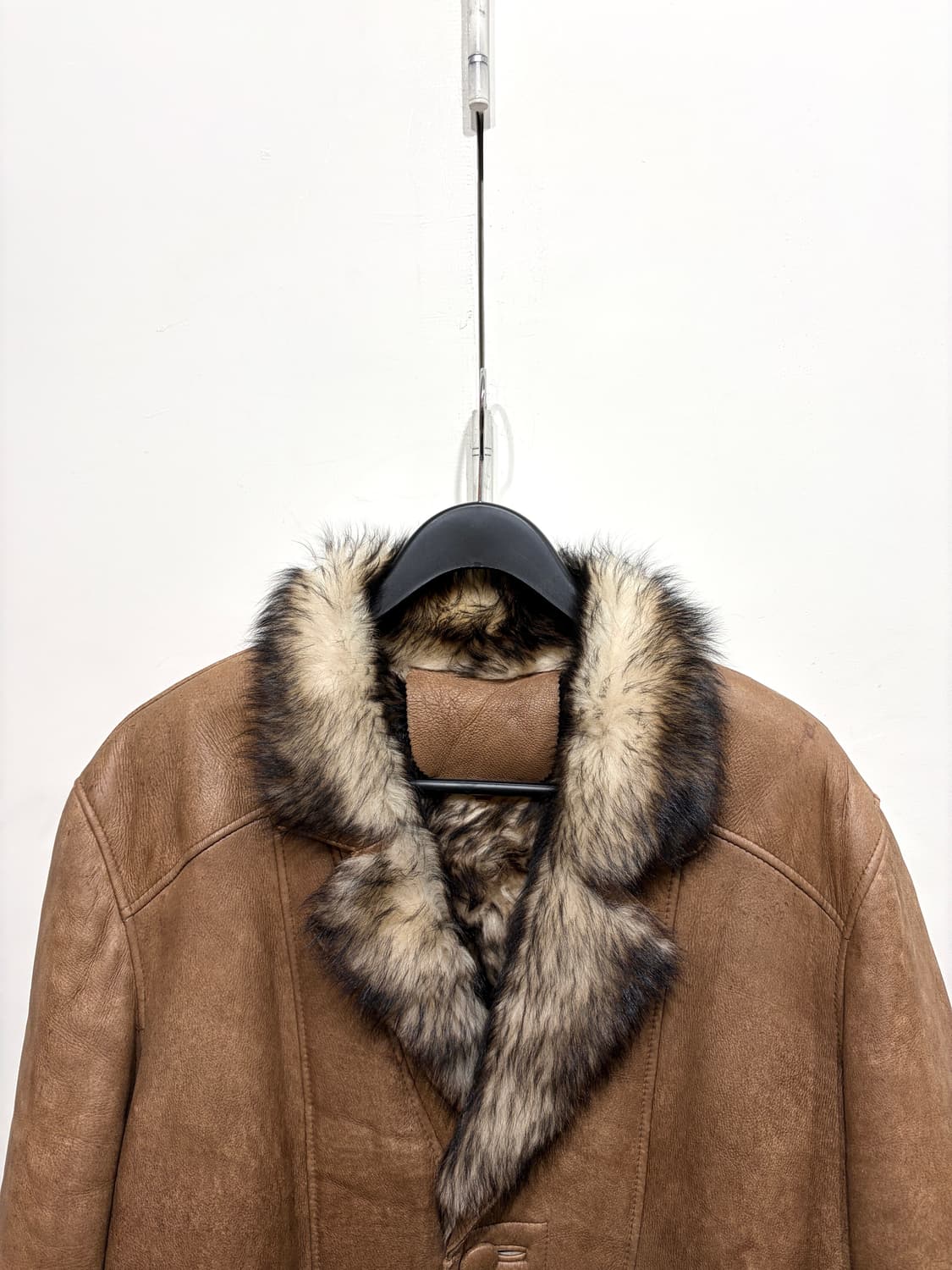 입생로랑 산양 레더 퍼 무스탕 자켓 상품이미지3