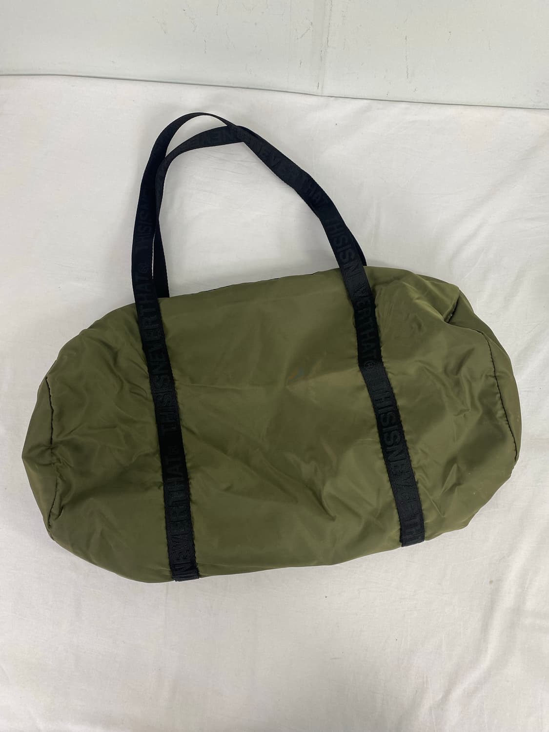 디스이즈네버댓 더플백 올리브 (하자o) <67> 상품이미지5