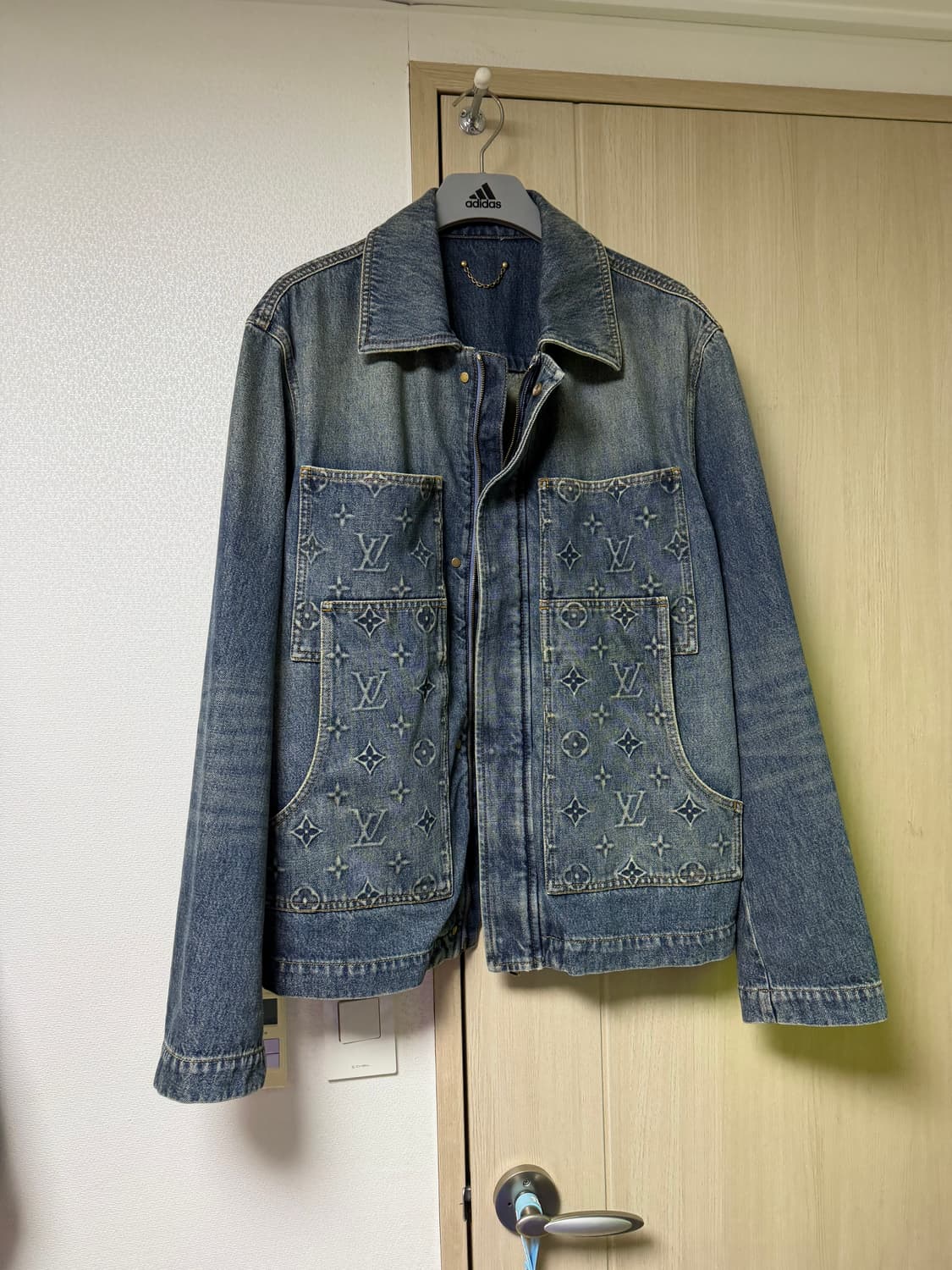 [54] 루이비통 카펜터 오버 데님 자켓 상품이미지1