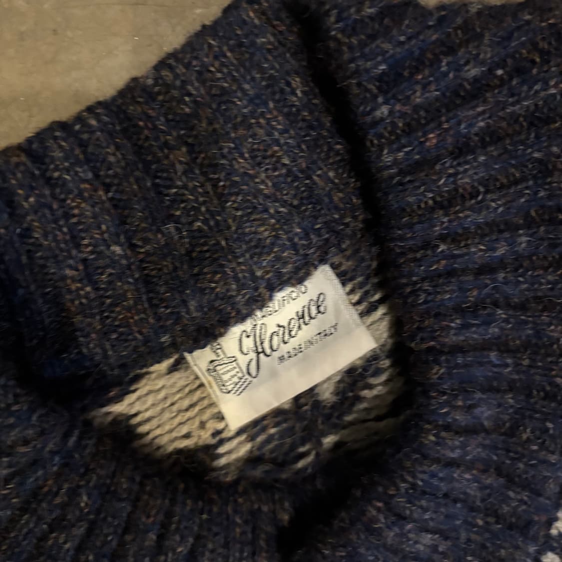 올드 이태리 플로렌스 하우드투스 울 가디건 상품이미지3