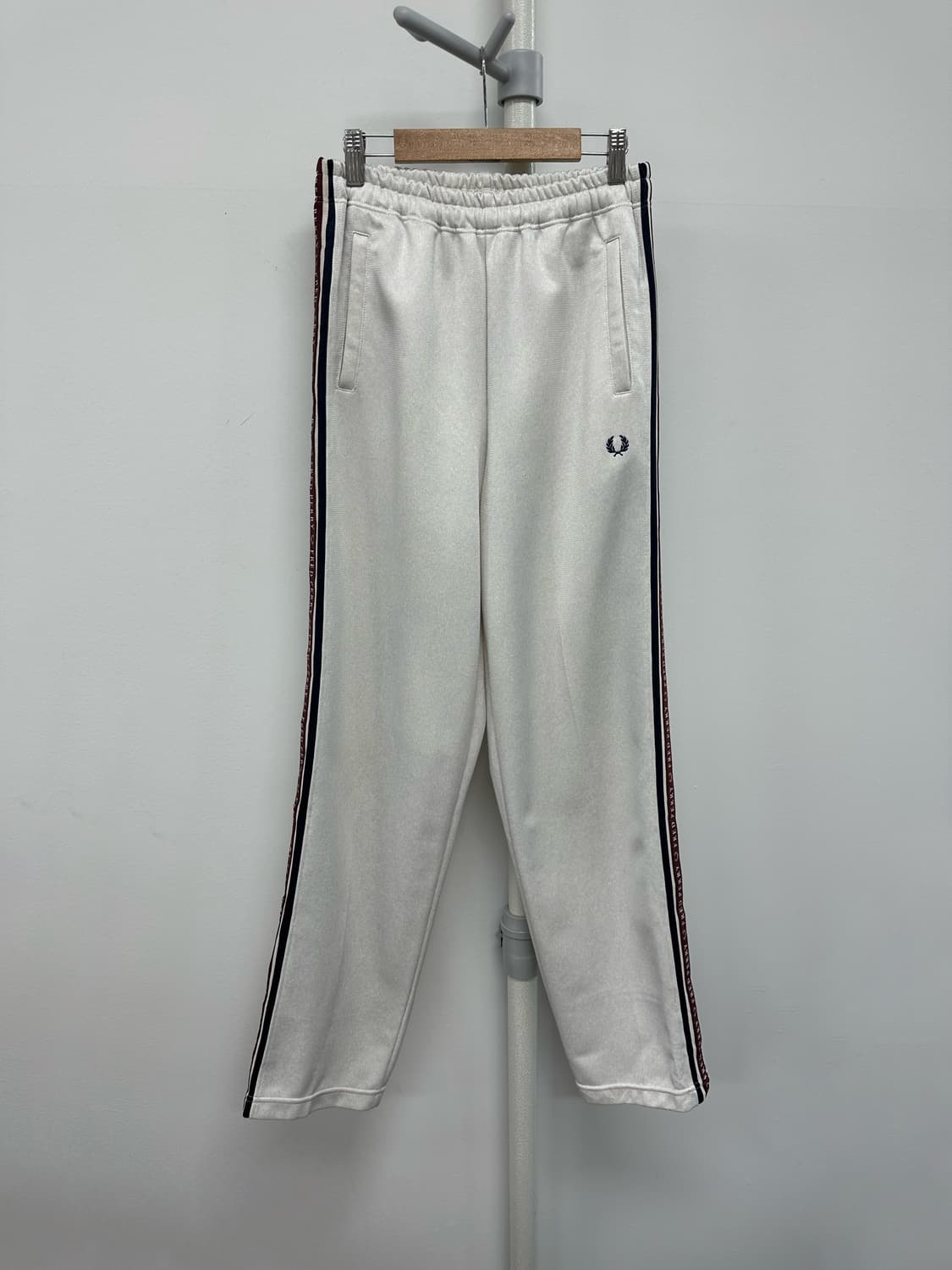 프레드페리 일본 한정판 사이드로고 트랙팬츠 상품이미지2
