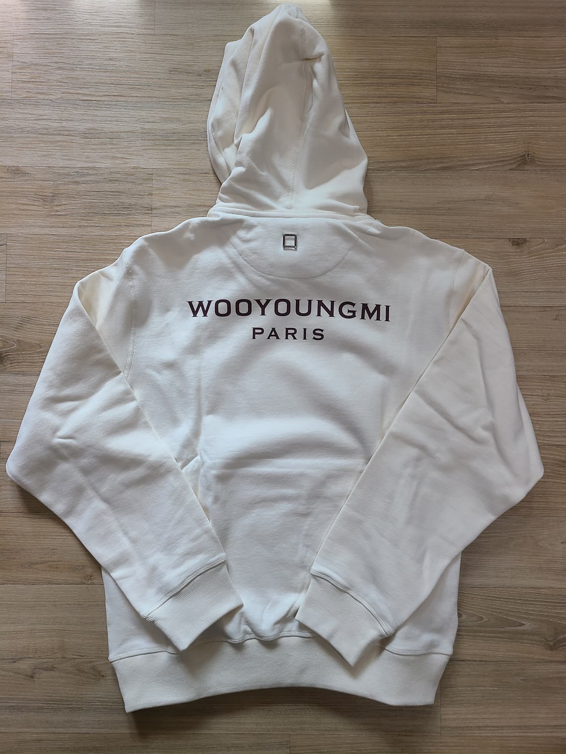 [정품/새상품] 우영미 아이보리 백로고 후드티셔츠 상품이미지1