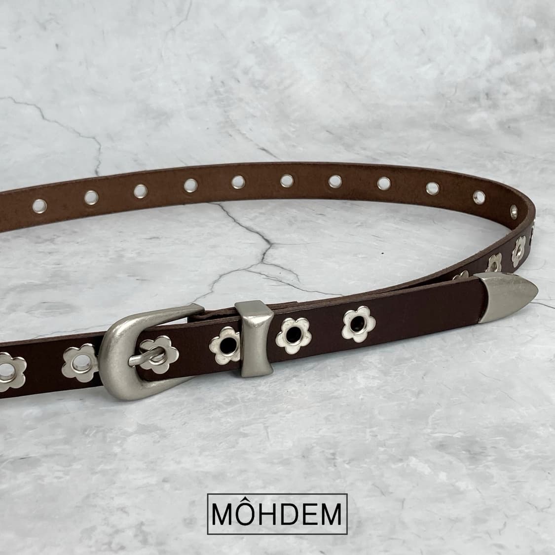 [Unisex] 플라워 아일렛 이태리소가죽 벨트 상품이미지2