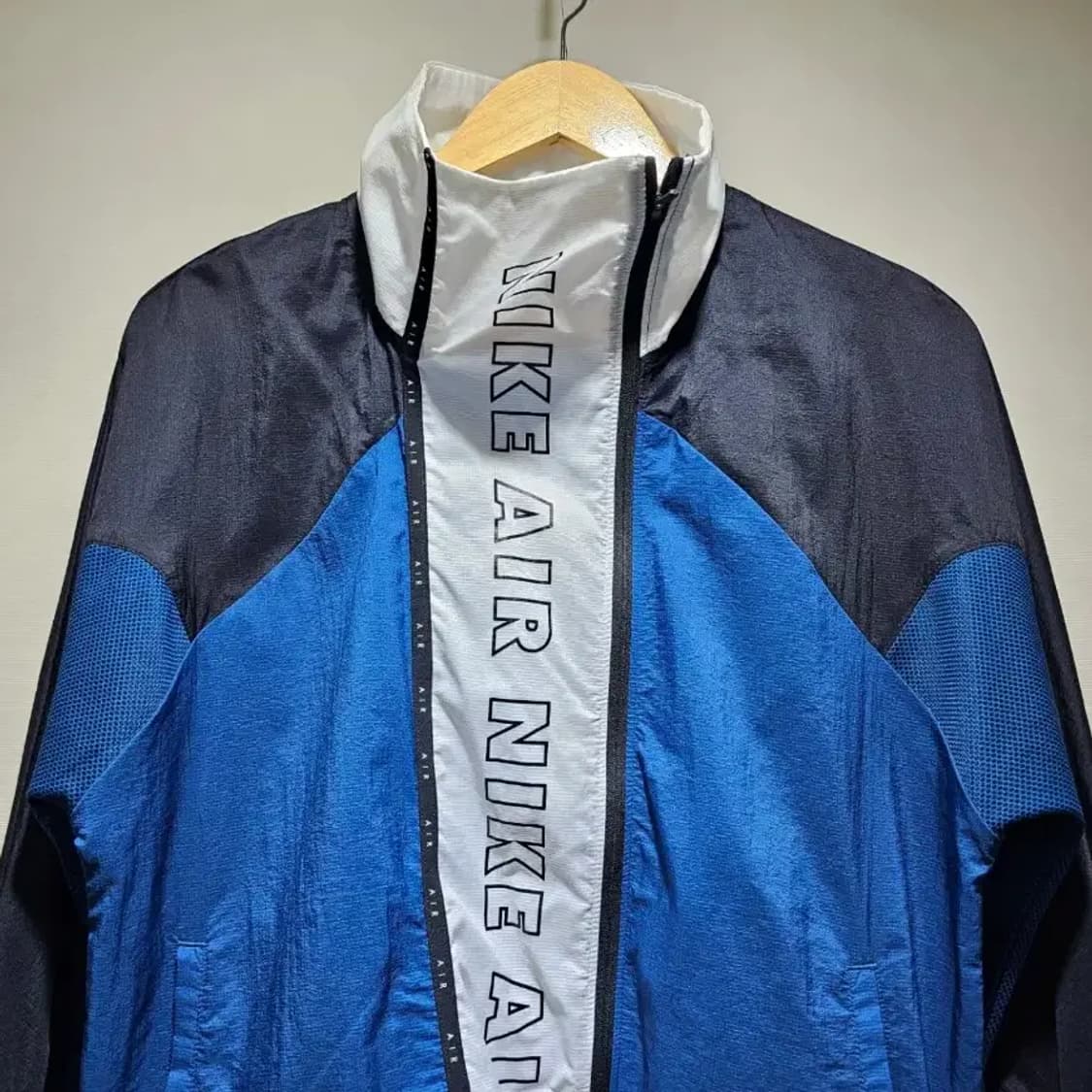 나이키 에어 우먼스 런닝 바람막이 자켓 ~66 상품이미지10