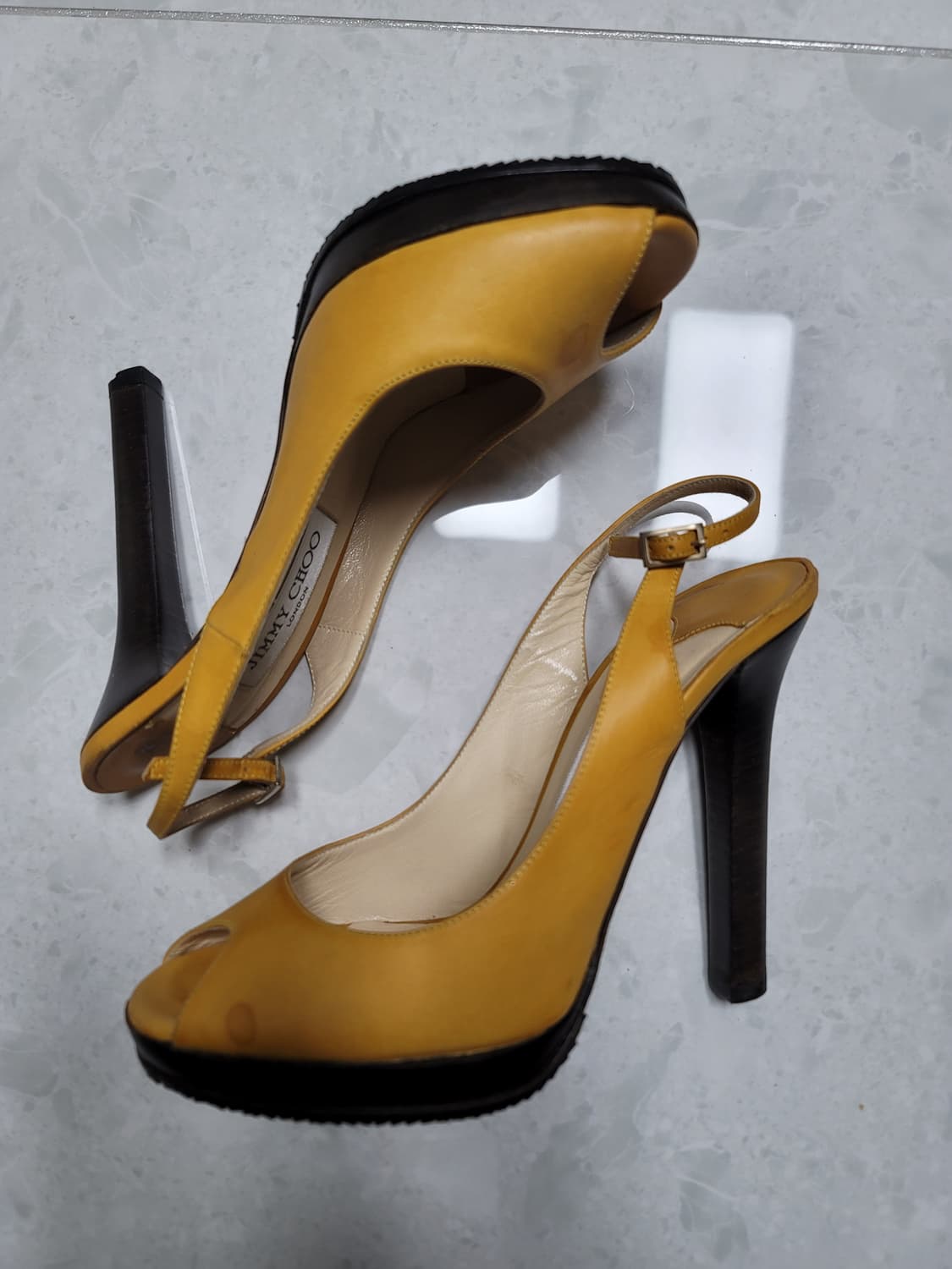 지미추 가죽 여성 하이힐 37(240) 상태확인 상품이미지2