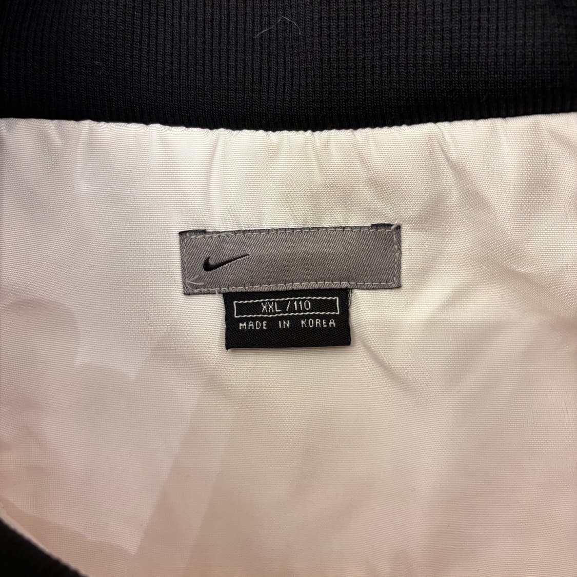 나이키 스우시 올드스쿨 화이트 점퍼 상품이미지3