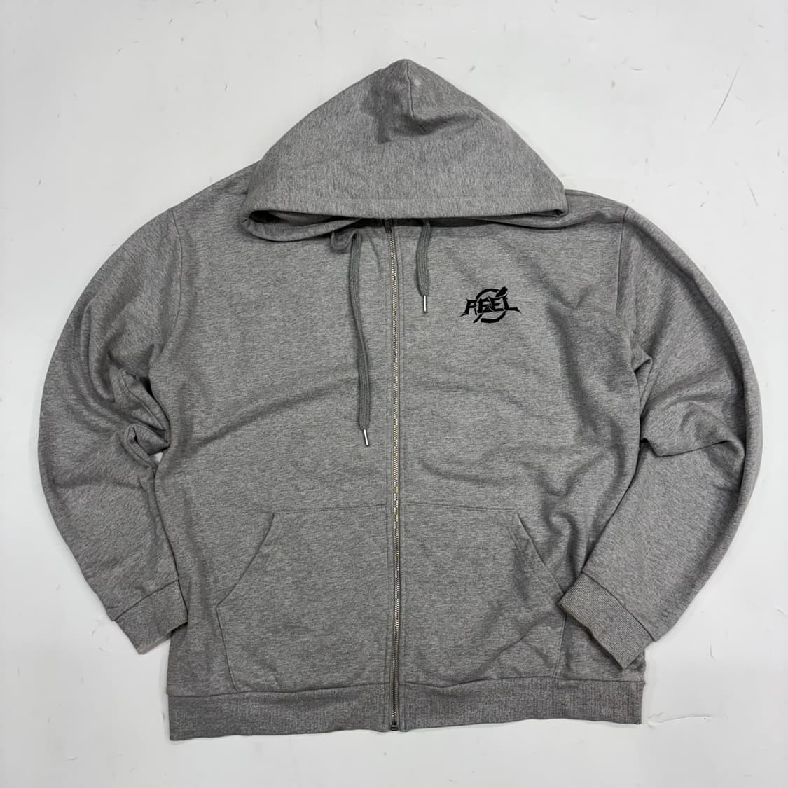 [XL] 필 이너프(FEEL ENUFF) 그레이 백로고 후드 집업 상품이미지1