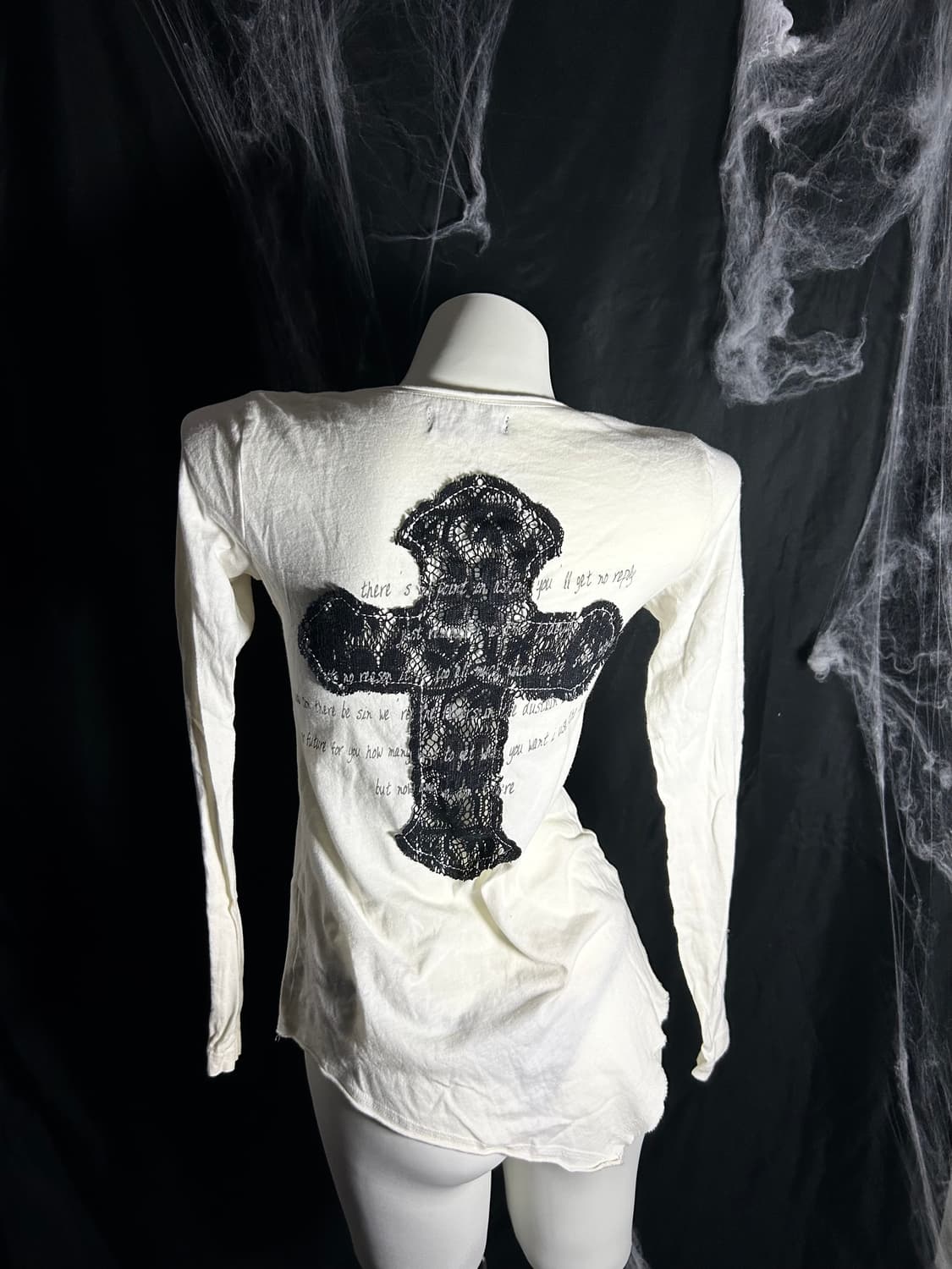 navana black lace cross unbal sleeve 상품이미지1