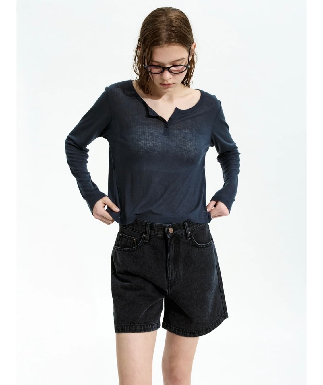 Henry Neck Sheer Long Sleeve T (CH/NV) 상품이미지2