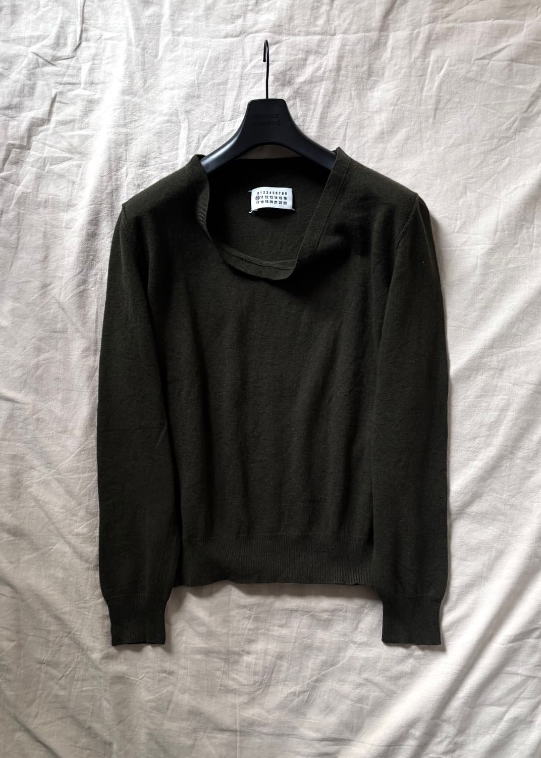 마르지엘라 aw06루즈넥 울니트 상품이미지2