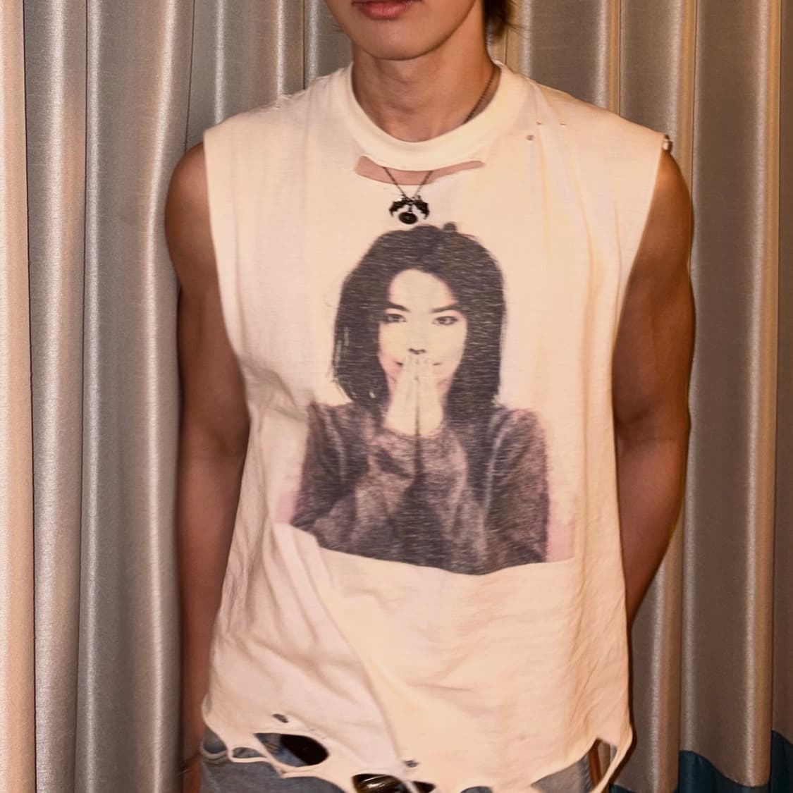 bjork 비요크 디스트레스드 나시 밴드티 상품이미지1