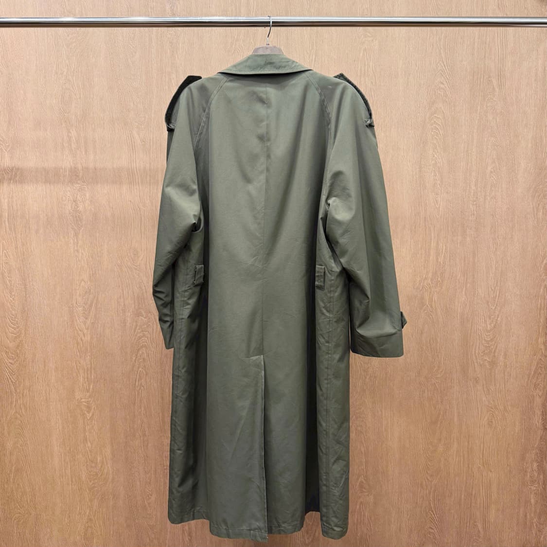 크리스찬 디올 트렌치 롱 코트 더블 브레스티드 견장 버튼 디테일 카키 상품이미지3