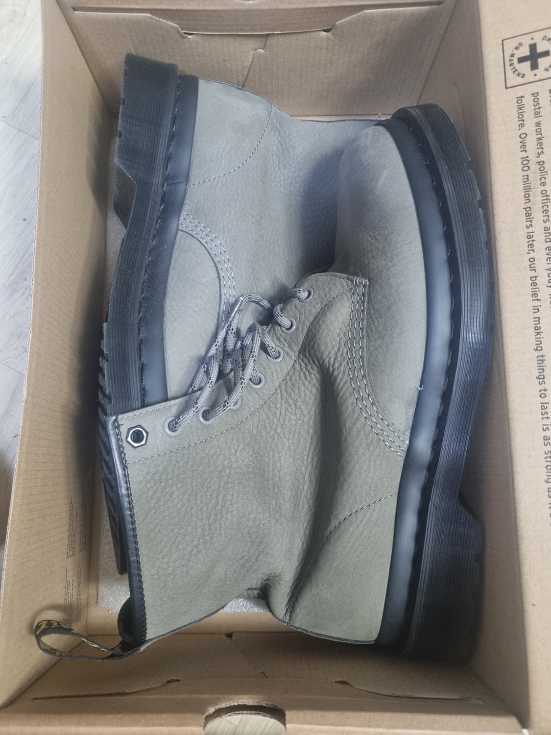 [300] 닥터마틴 1460 누벅 그레이 상품이미지2