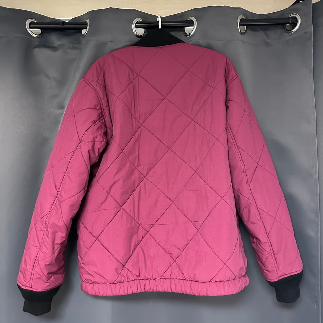 디스이즈네버댓 리버서블 봄버 자켓 마젠타 컬러 / M사이즈 상품이미지6