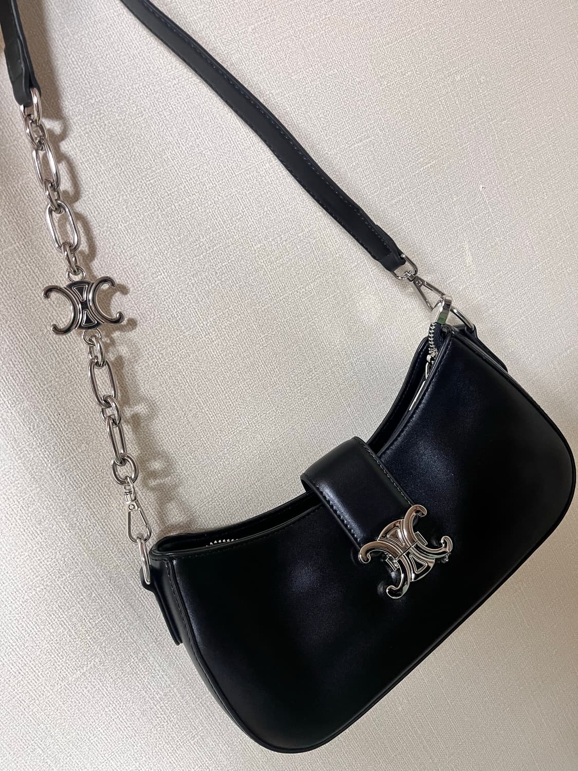 셀린느 블랙 체인 숄더백 상품이미지1