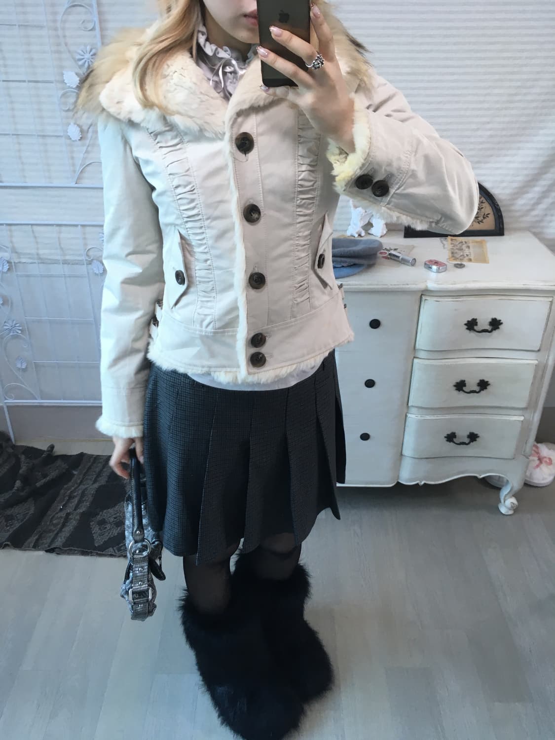 jpn vintage light grey shirring fur jk 상품이미지2