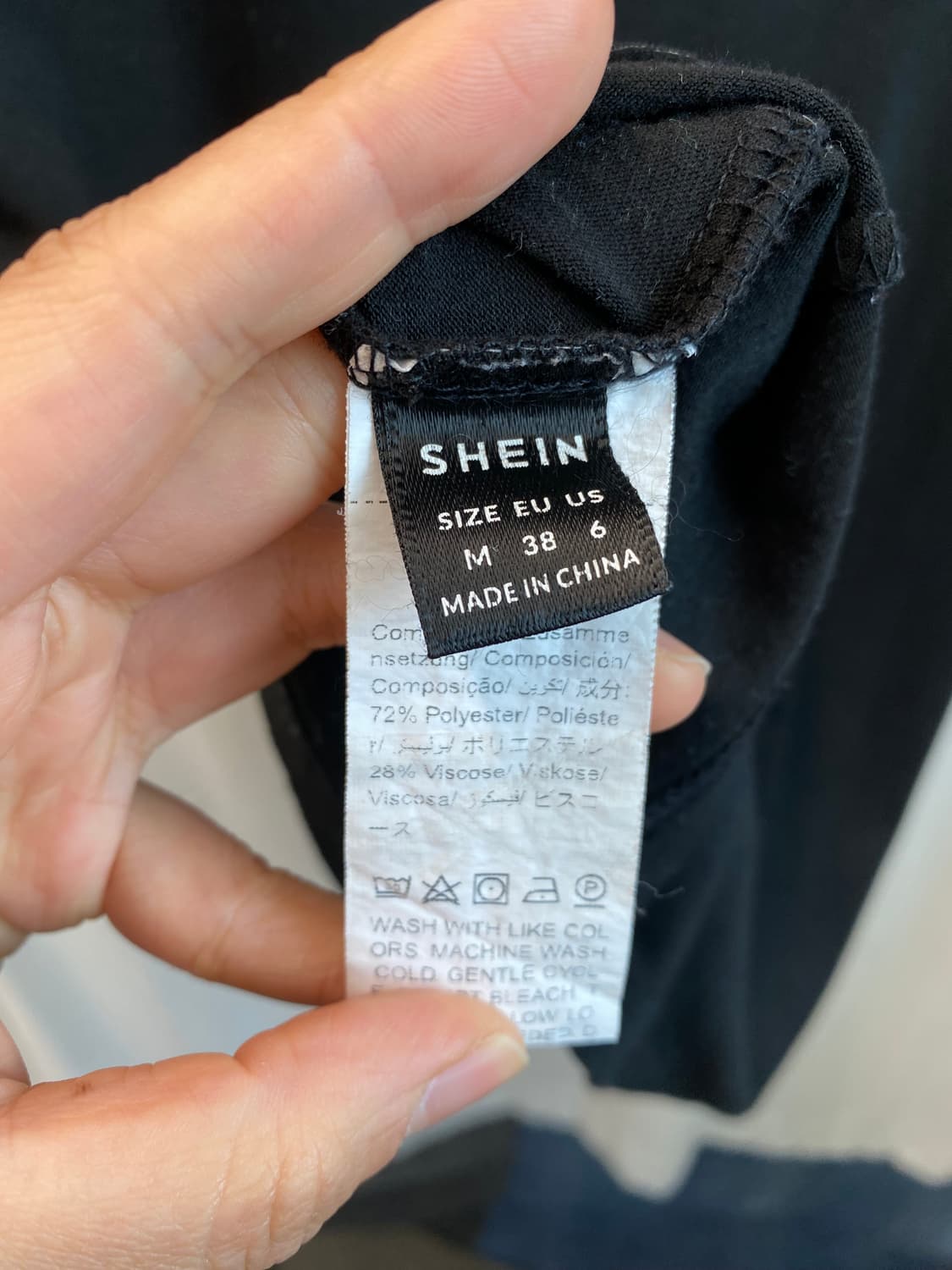 SHIEN 블랙 프린지 반팔티셔츠(M) 상품이미지8