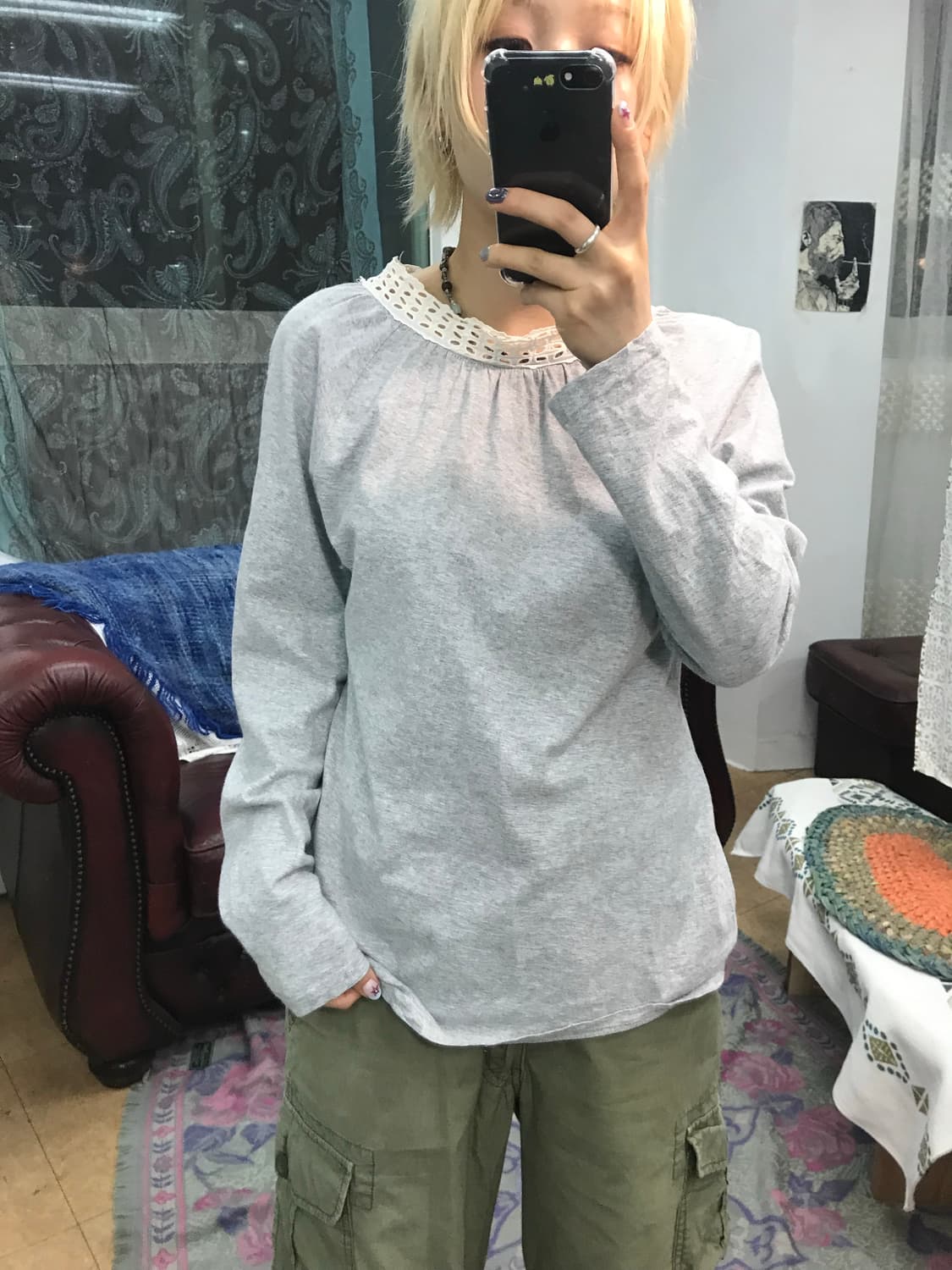 빈티지 여성 펀칭 디테일 그레이 롱슬리브 긴팔 티 (Z1156) 상품이미지1