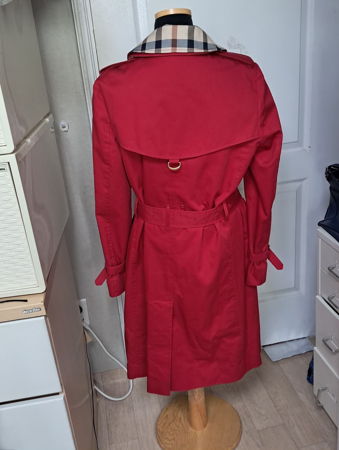 닥스 여성 레드 트렌치 코트 55~66 상품이미지3