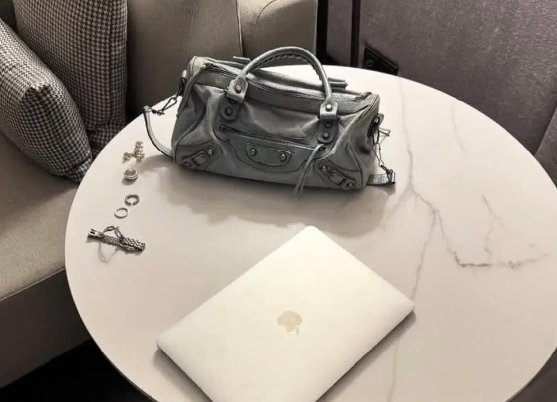 발렌시아가 모터백 티파니블루 민트 상품이미지2