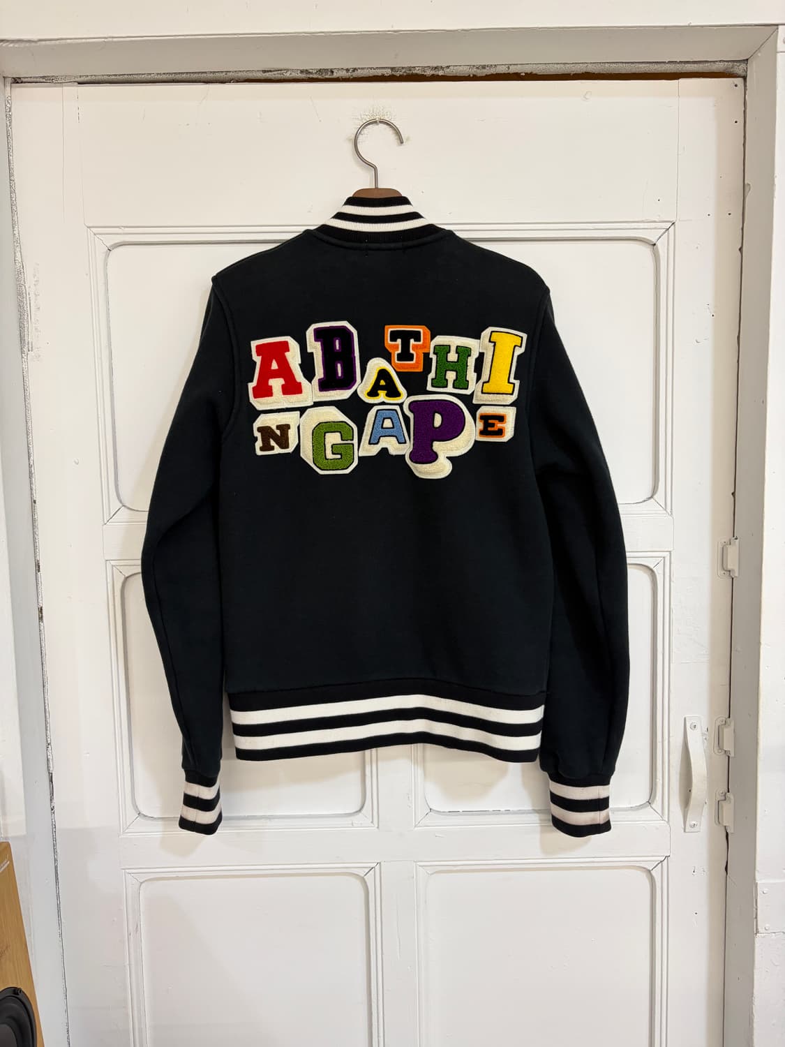 딱붙핏!!))) 베이프 바시티 자켓 상품이미지6