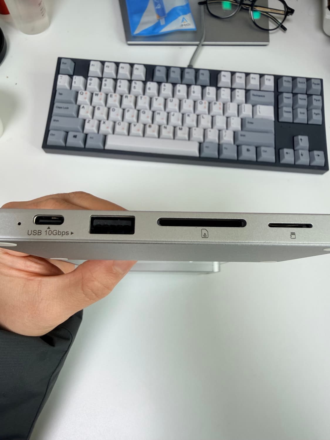 [상태 최상] 사테치 24인치 아이맥용 USB-C 슬림 독 (SSD 확장 상품이미지5