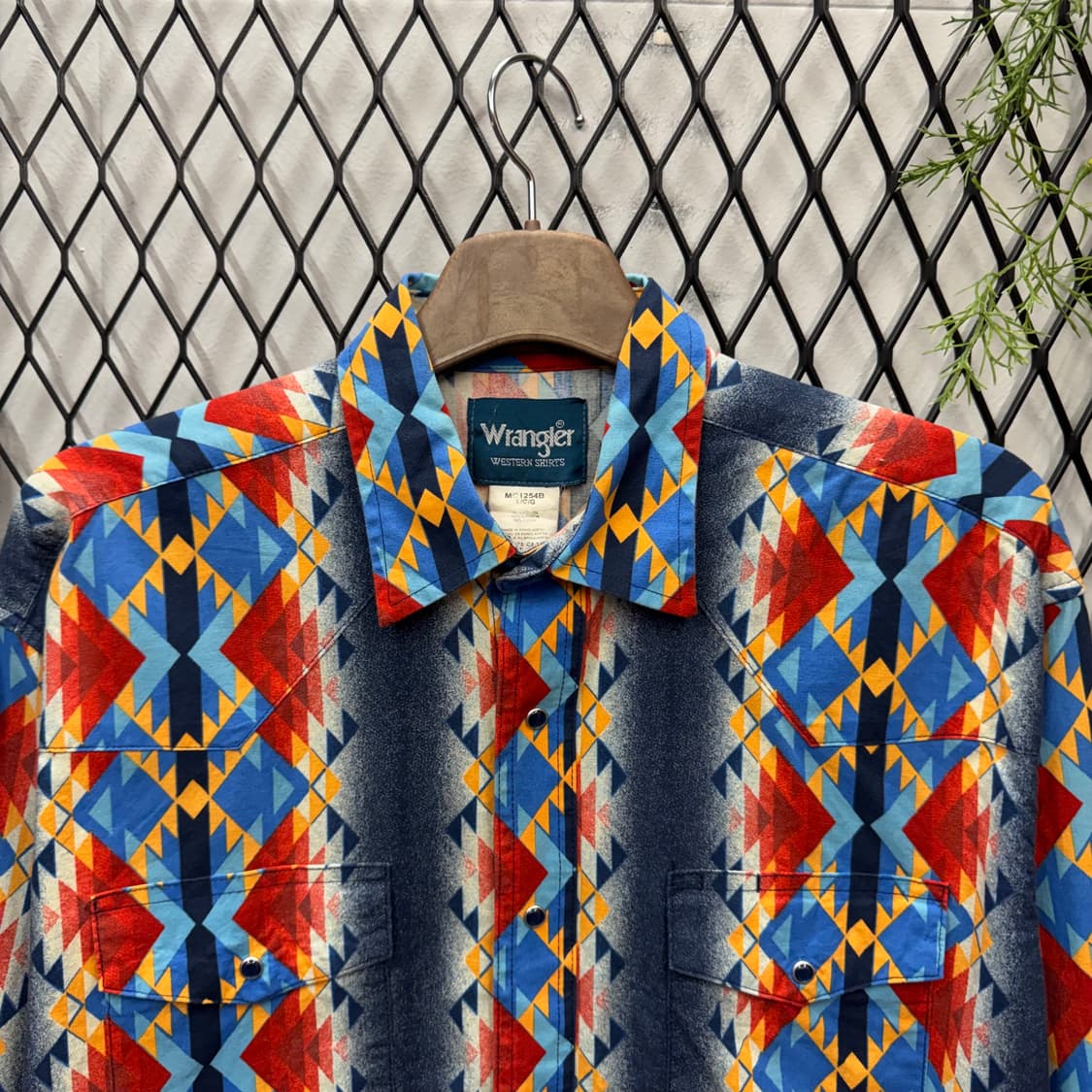 랭글러 네이티브 아메리칸 패턴 웨스턴 셔츠 레드 블루 배색 상품이미지3