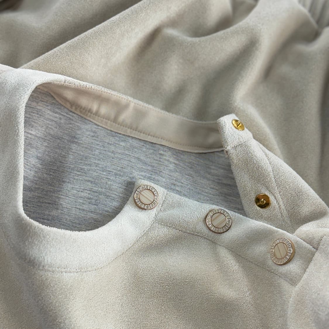 오브제 버튼 포인트 벨루어 탑 상품이미지2