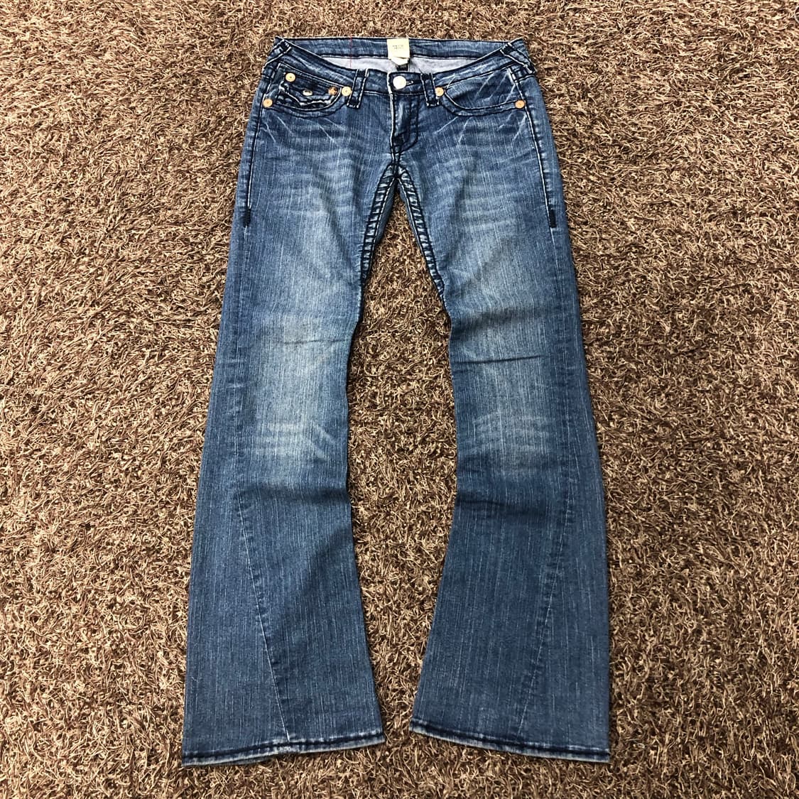 트루릴리전 조이 슈퍼티 워싱 부츠컷 데님 팬츠 상품이미지1