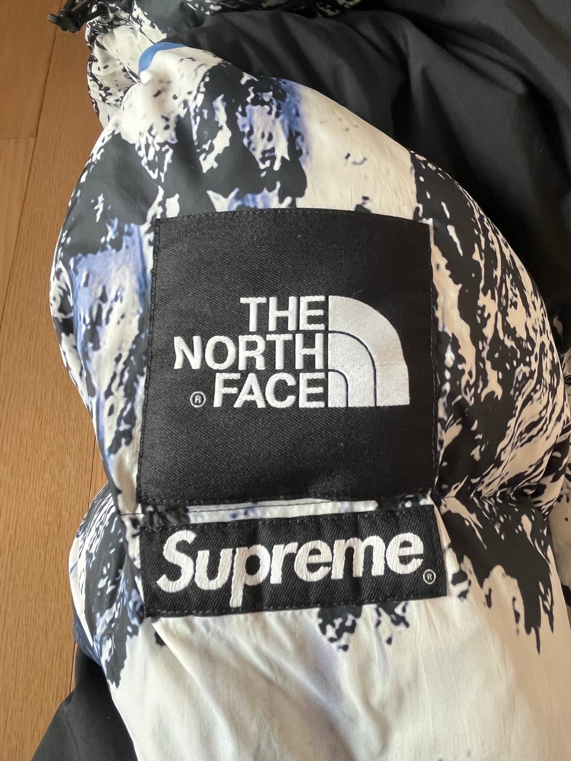 슈프림 노스페이스 설산 패딩 L 상품이미지5