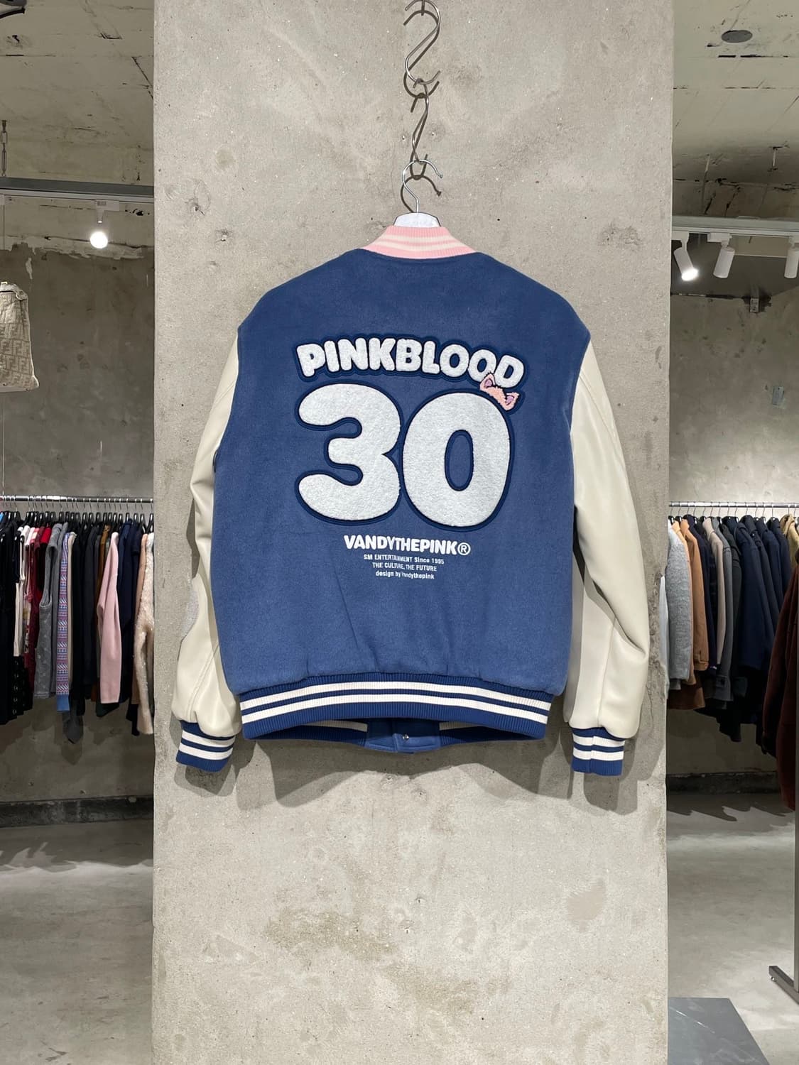 반디더핑크 x sm 엔터테인먼트 30주년 리미티드 에디션 바시티 자켓 상품이미지6