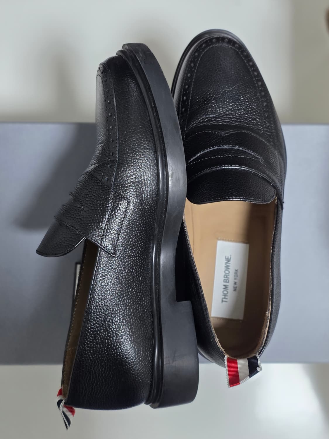 톰브라운 페니로퍼 6사이즈(250mm) 상품이미지2